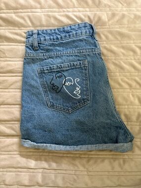 SHEIN Blue Denim Jean Shorts with Embroidered Back Pocket Faces